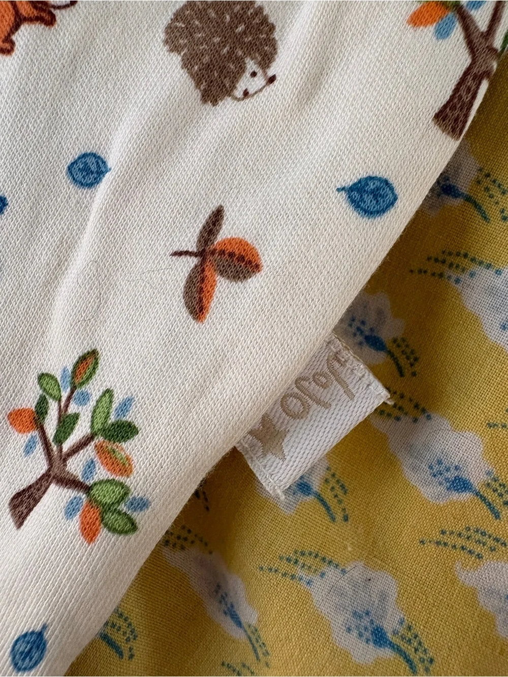 Jojo mamma Bébé NWOT baby onesie 6-9months